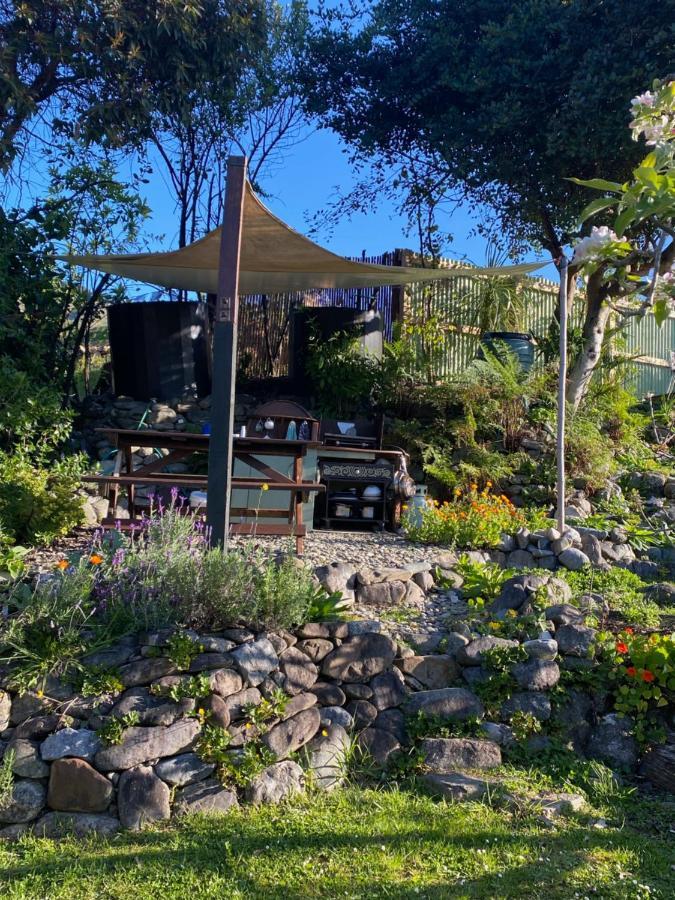 מלון Pohara Omarama Oasis - Permaculture Glamping מראה חיצוני תמונה