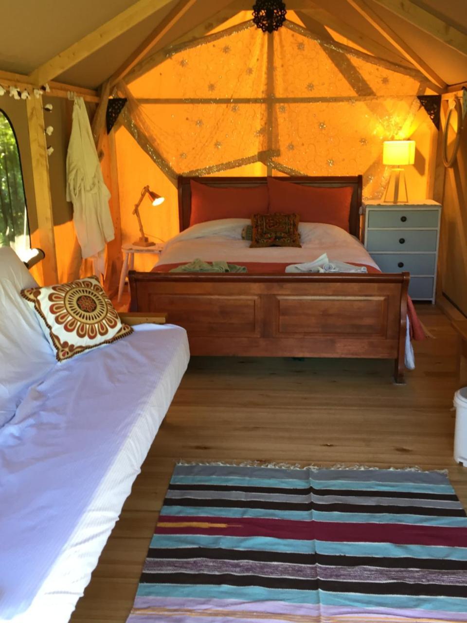 מלון Pohara Omarama Oasis - Permaculture Glamping מראה חיצוני תמונה